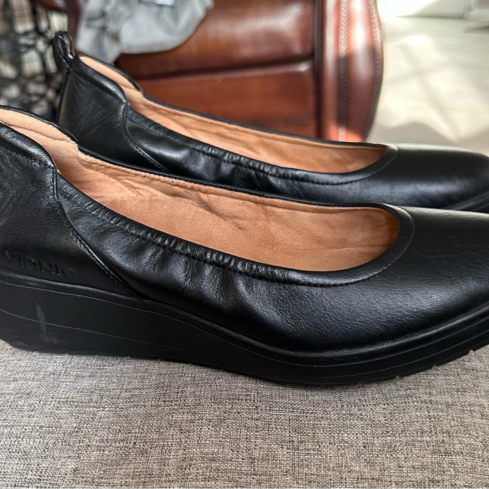 Vionic Women's Ellery Jacey Black Leather Shoes